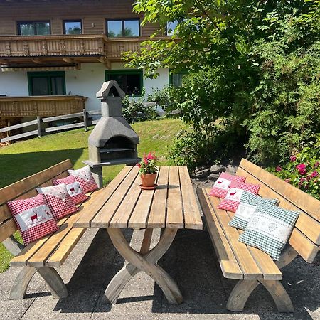 Ferienwohnung Steinbock Terrasse, Gartensauna, Garten, Grillplatz Stumm Buitenkant foto