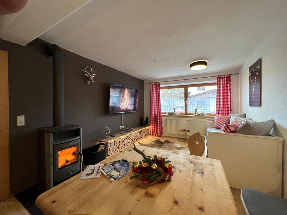 Ferienwohnung Steinbock Terrasse, Gartensauna, Garten, Grillplatz Stumm Buitenkant foto