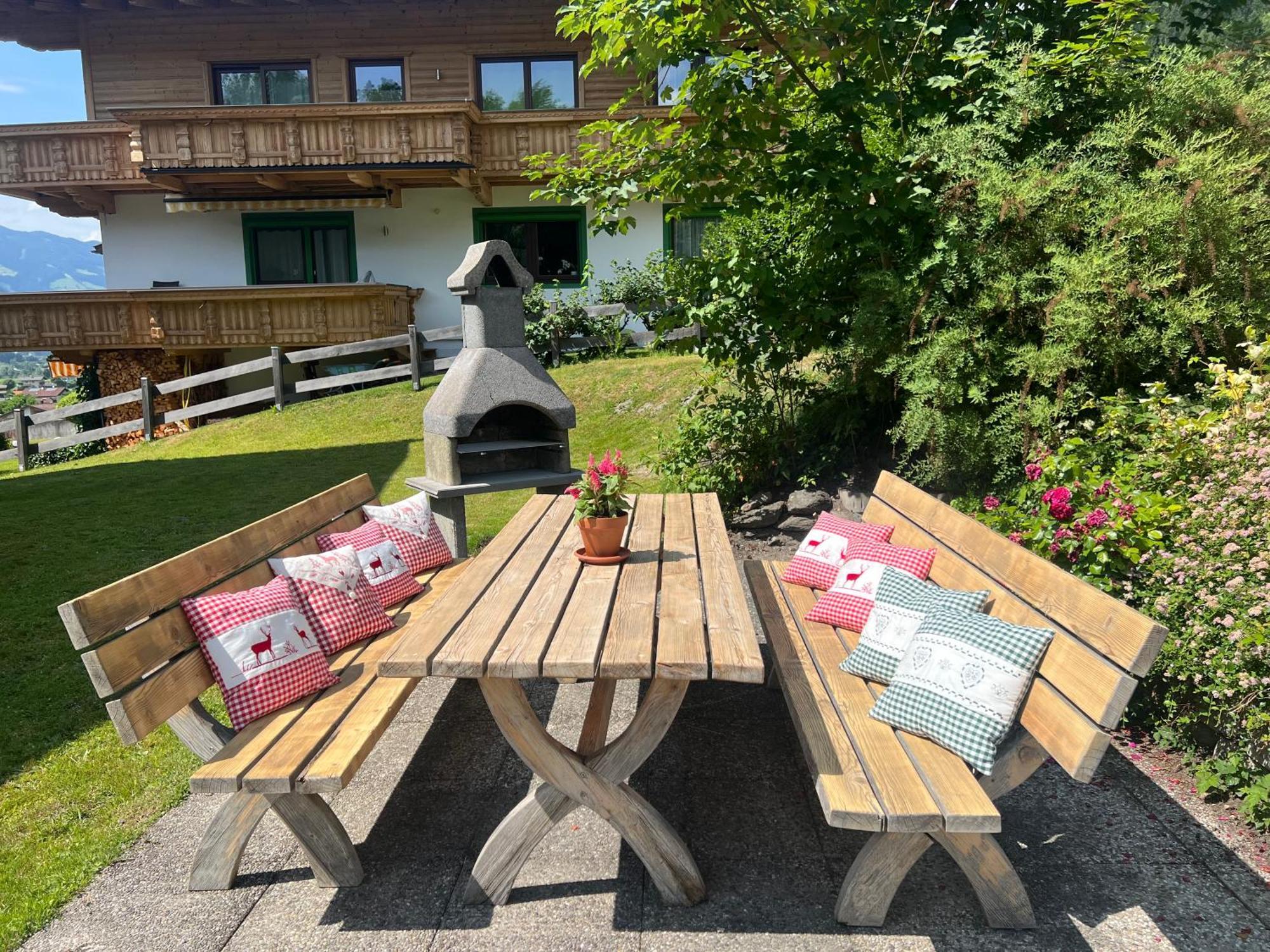 Ferienwohnung Steinbock Terrasse, Gartensauna, Garten, Grillplatz Stumm Buitenkant foto