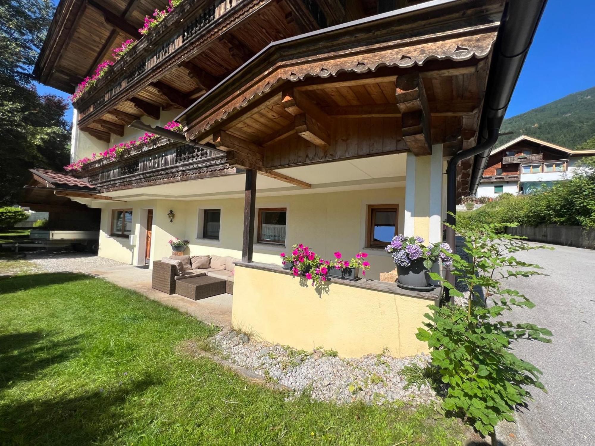Ferienwohnung Steinbock Terrasse, Gartensauna, Garten, Grillplatz Stumm Buitenkant foto